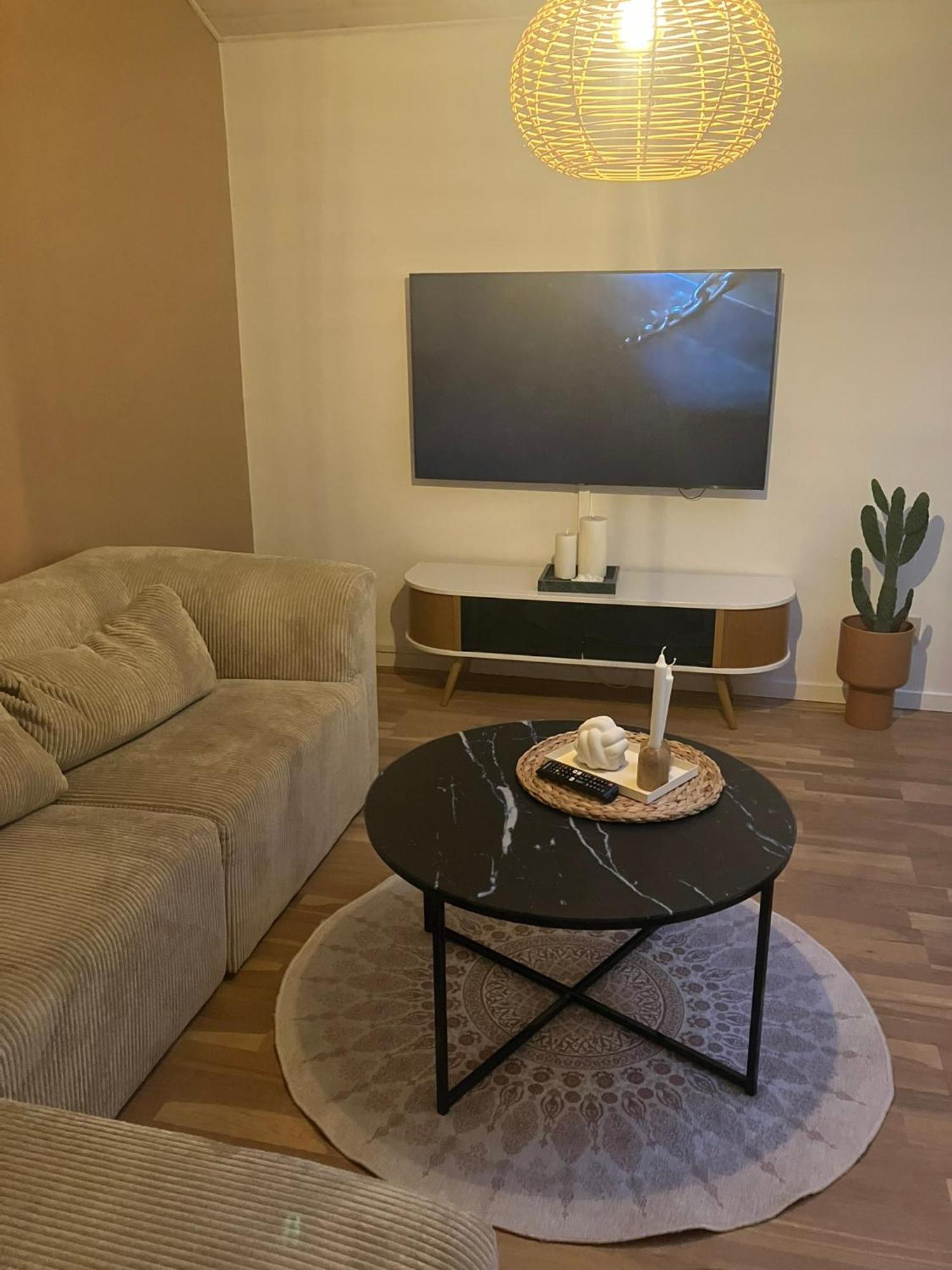 170 M2 Stort Hus Taet Pa Centrum, Mch Og Boxen Herning Extérieur photo